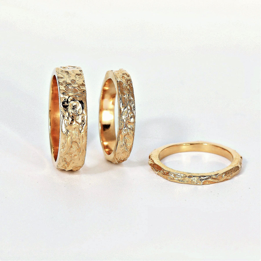 Gorgeous textured Treasure wedding rings in gold or silver 