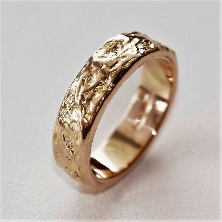 Unusual textured solid gold heavy Mans wedding ring