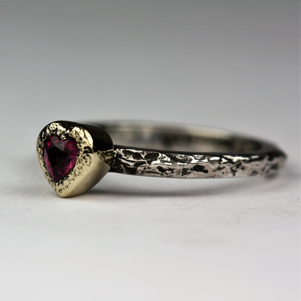 Oxidized textured ring featuring a 9ct gold heart Tourmaline Heart