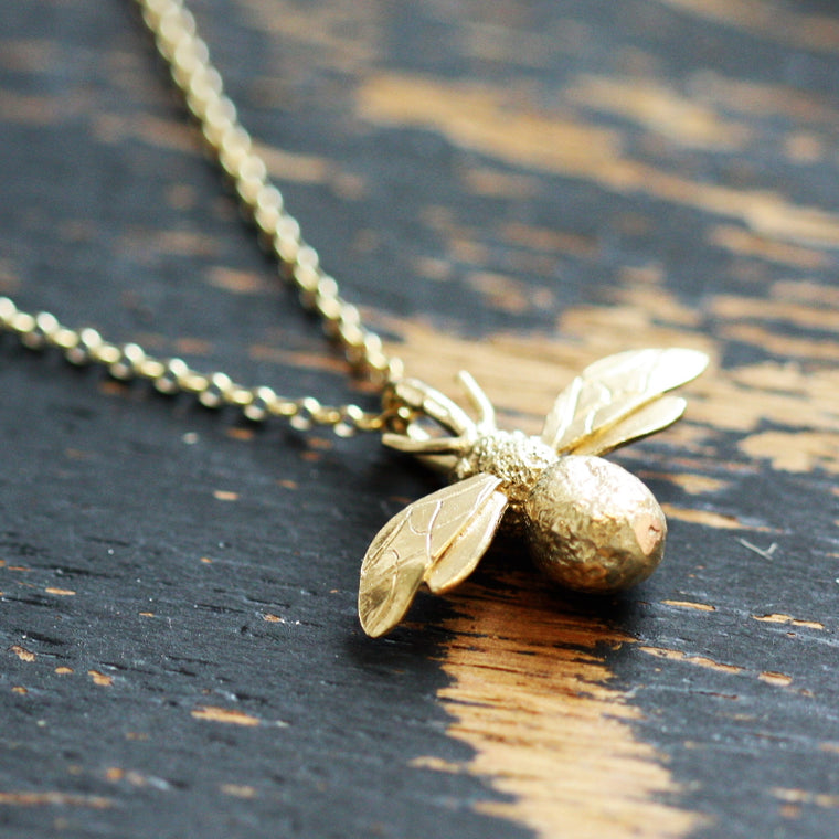 Solid 9ct Gold Large Bumblebee Necklace