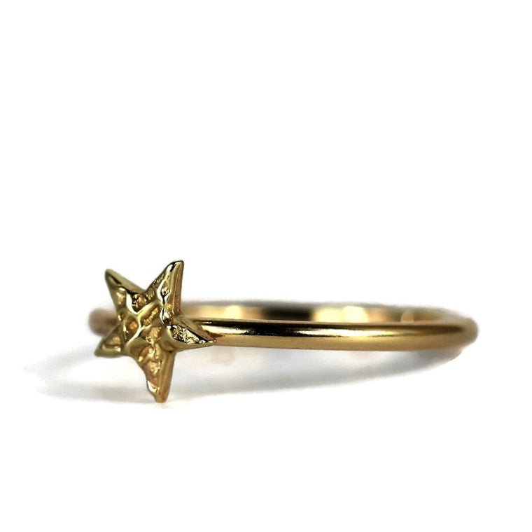 handmade dainty textured gold star 9ct gold ring band