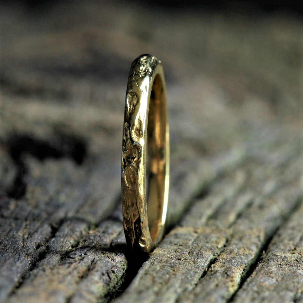 Solid gold textured wedding ring